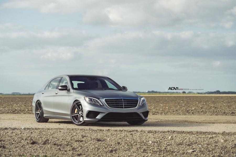  Mercedes-AMG S63 on ADV.1 Wheels (ADV5 MV2 CS) 2016 года  (фото 1 из 16)